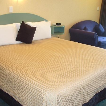 A'La Vista Motel Palmerston North Buitenkant foto