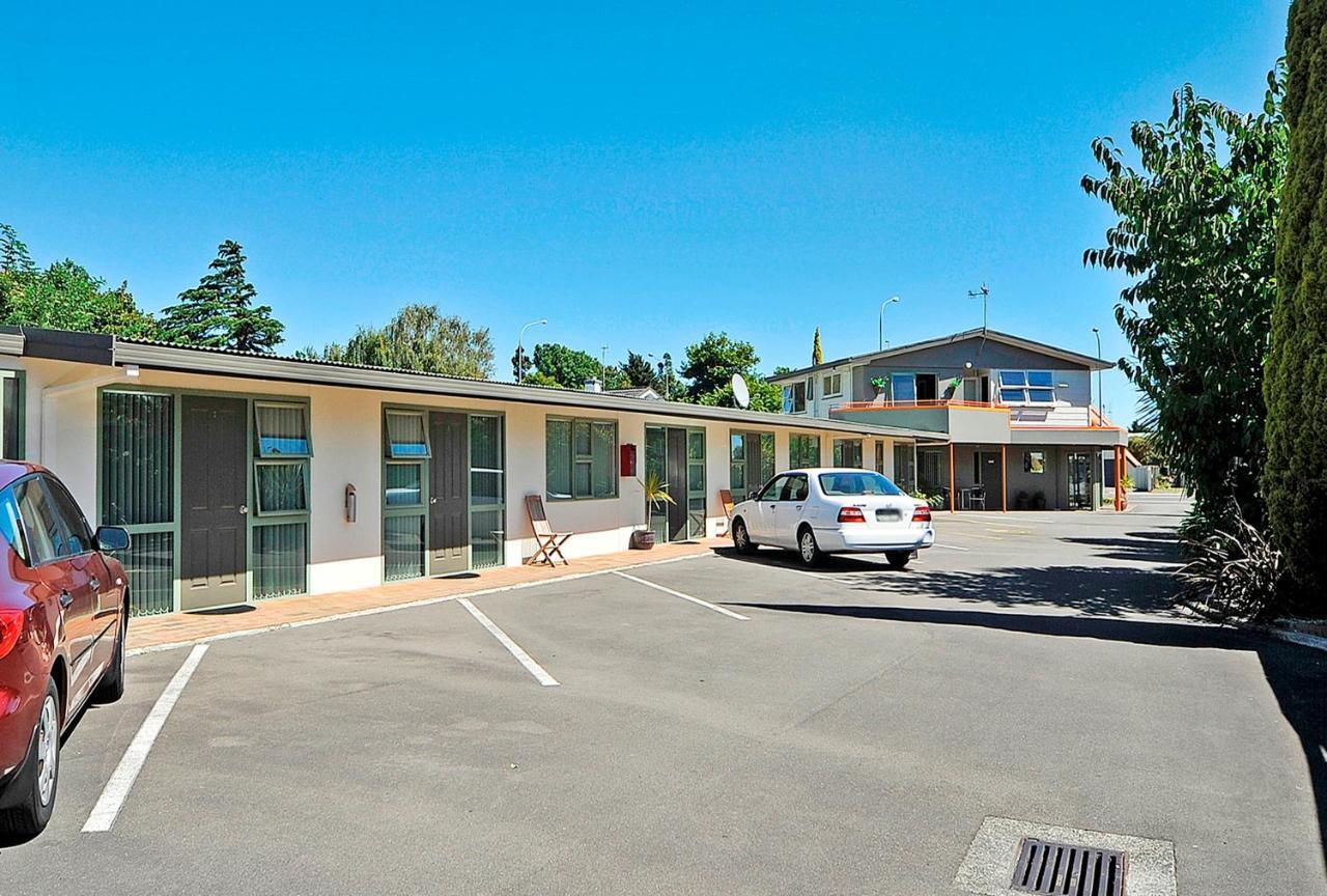 A'La Vista Motel Palmerston North Buitenkant foto